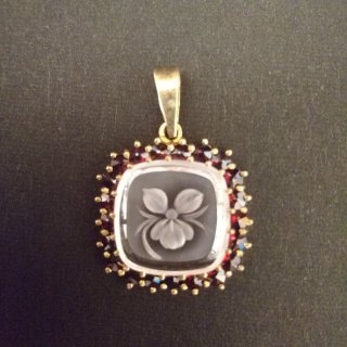 Czech Garnet Accessories